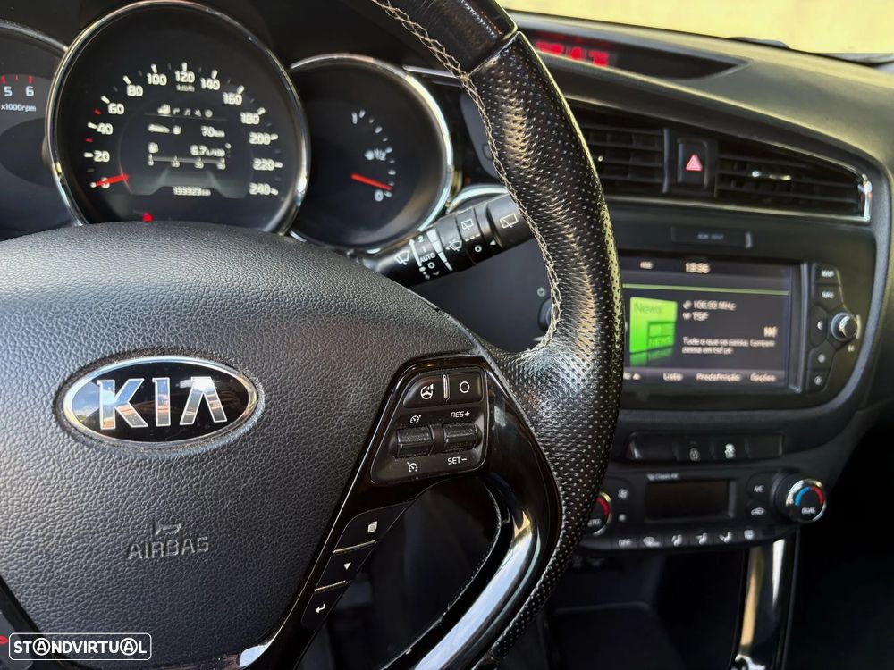 Kia Ceed SW 1.6 CRDi GT Line - 23