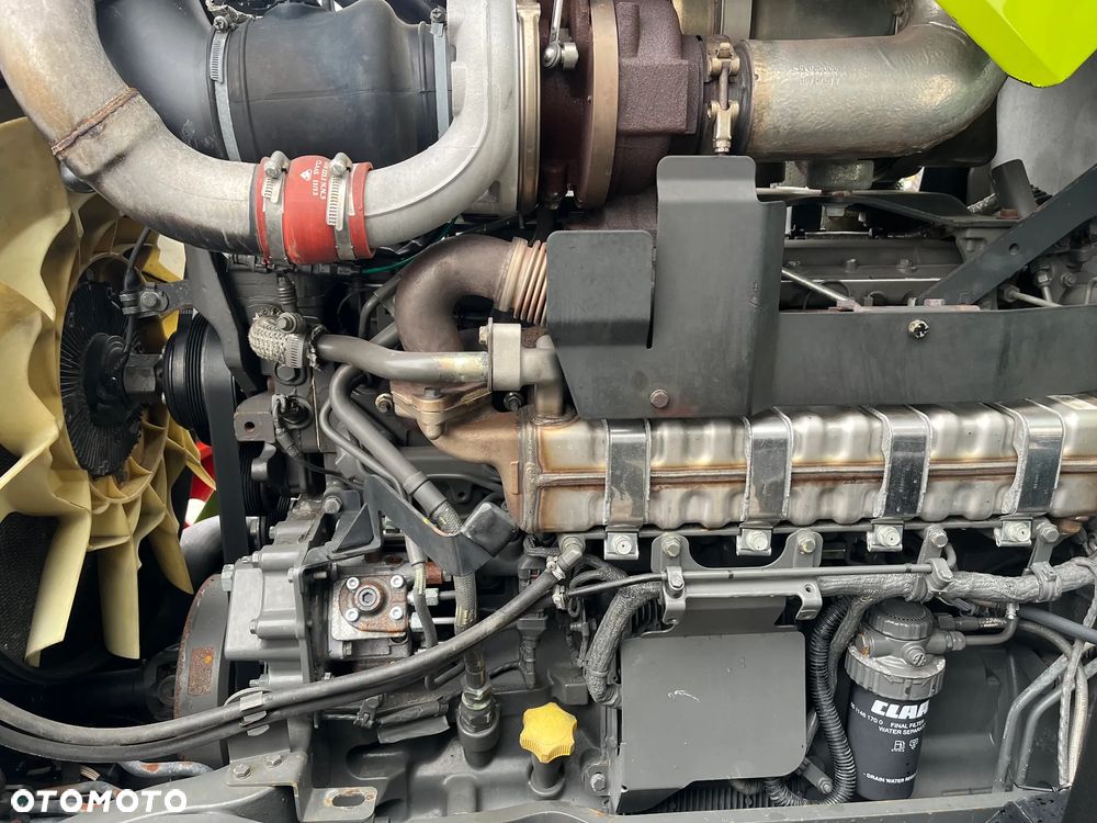 Claas Arion 650 - 11