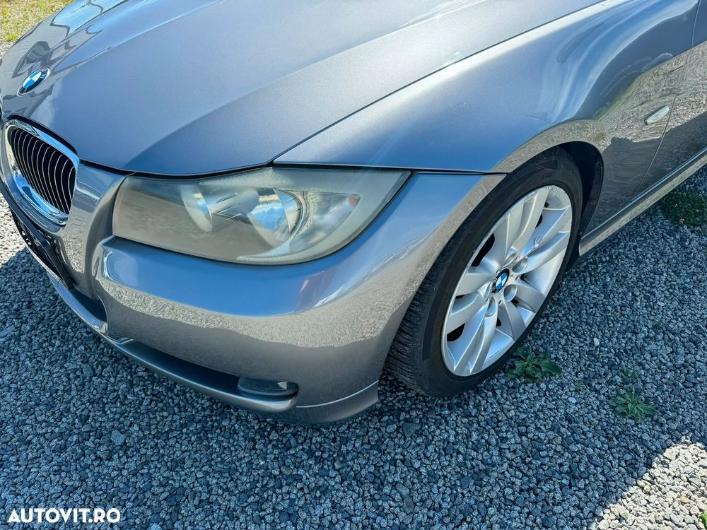 BMW Seria 3 318i - 12