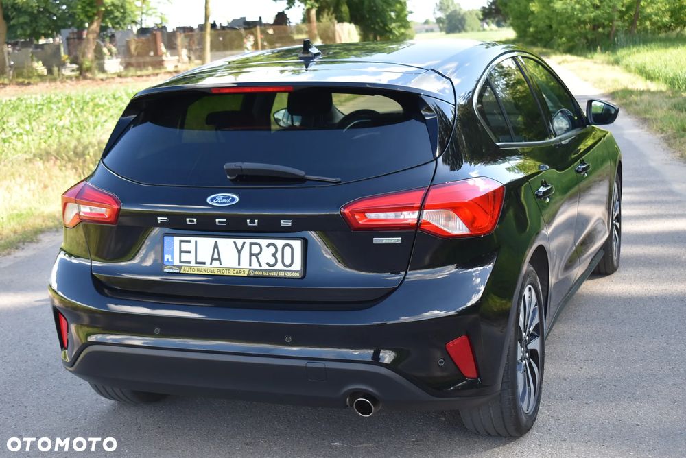 Ford Focus 1.0 EcoBoost Titanium X - 11