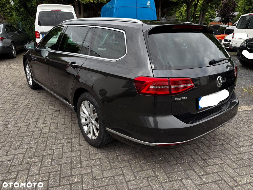 Volkswagen Passat 2.0 TDI (BlueMotion Technology) Highline - 4