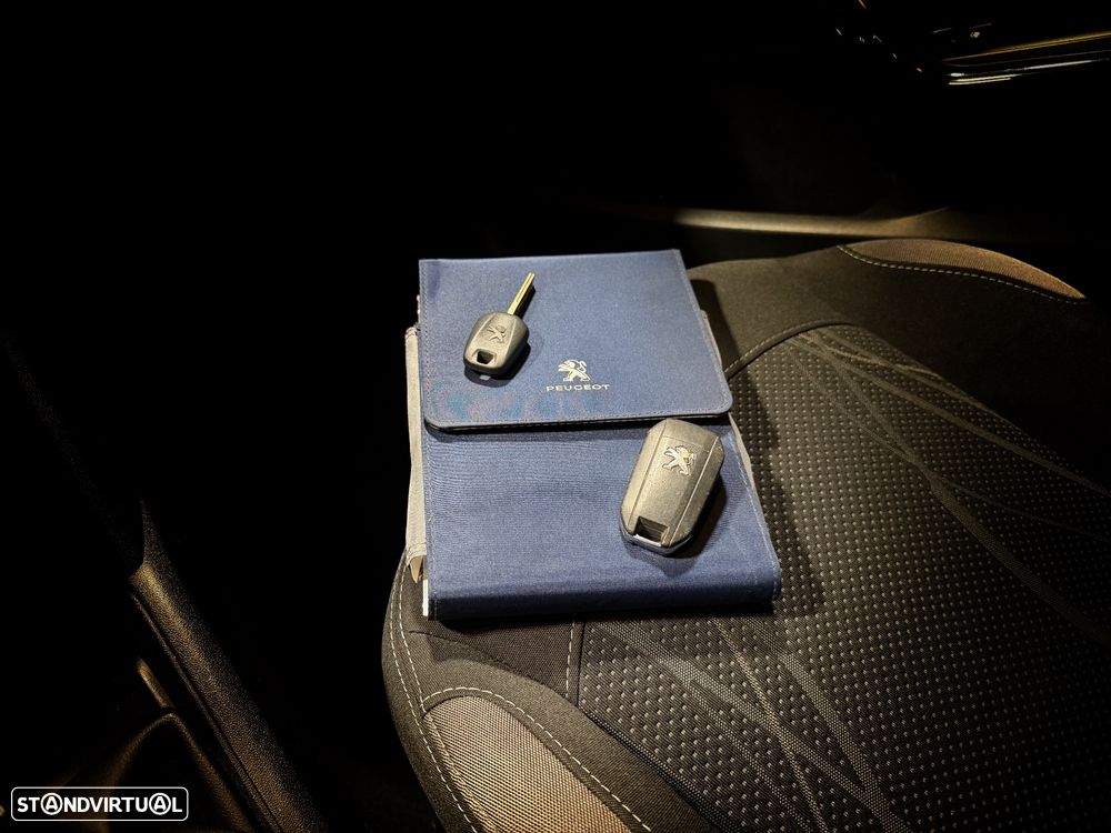 Peugeot 208 1.4 HDi Active - 32