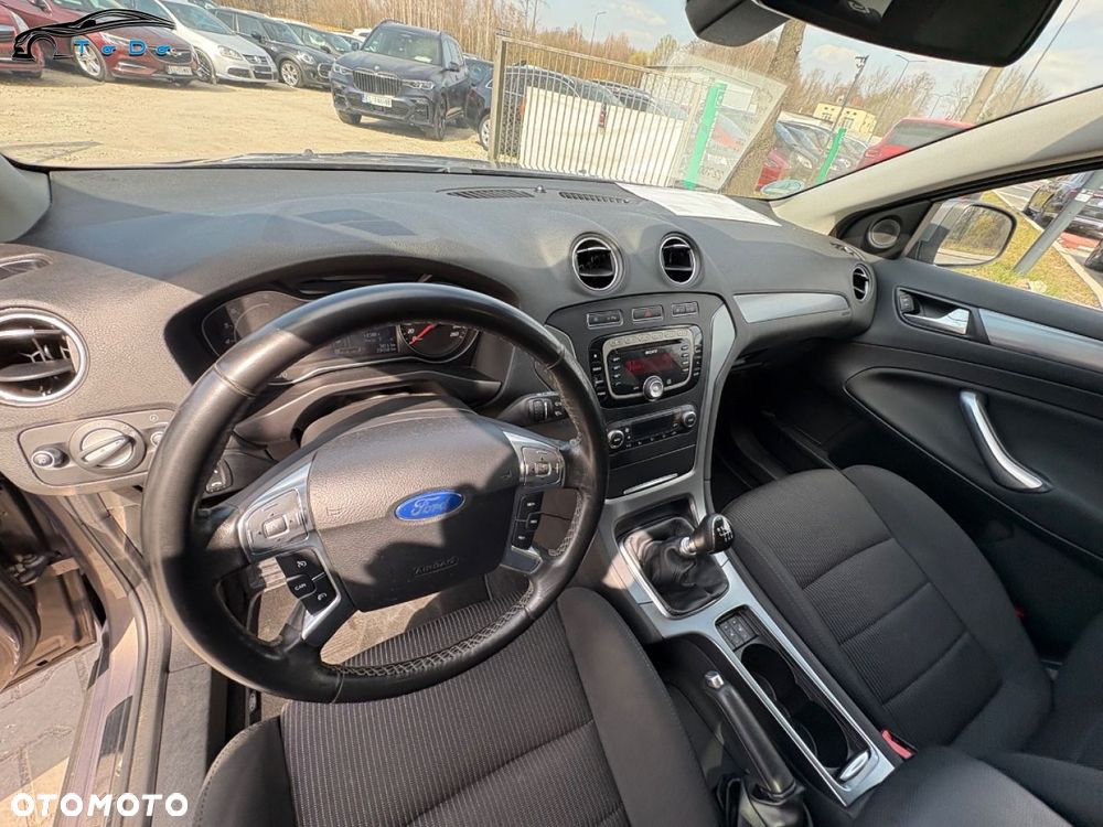 Ford Mondeo 1.6 T Platinium X Plus (Titanium) - 21