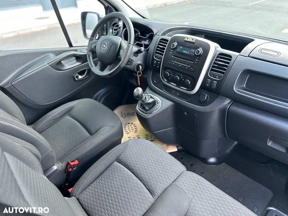 Opel Vivaro - 6