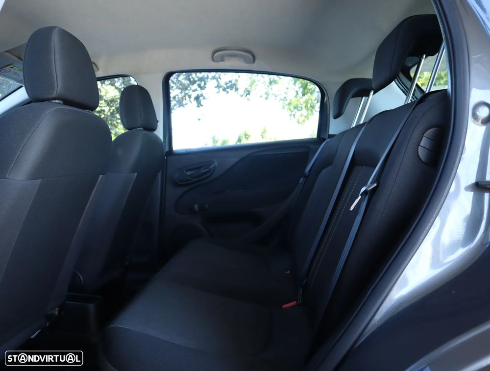 Fiat Punto 1.2 Young S&S - 22