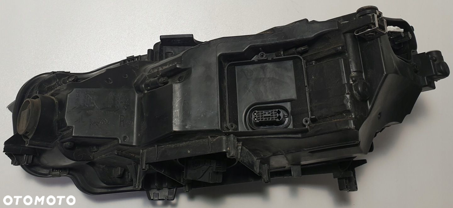 Audi A5 B9 Reflektor Prawy 8W6941034D - 3