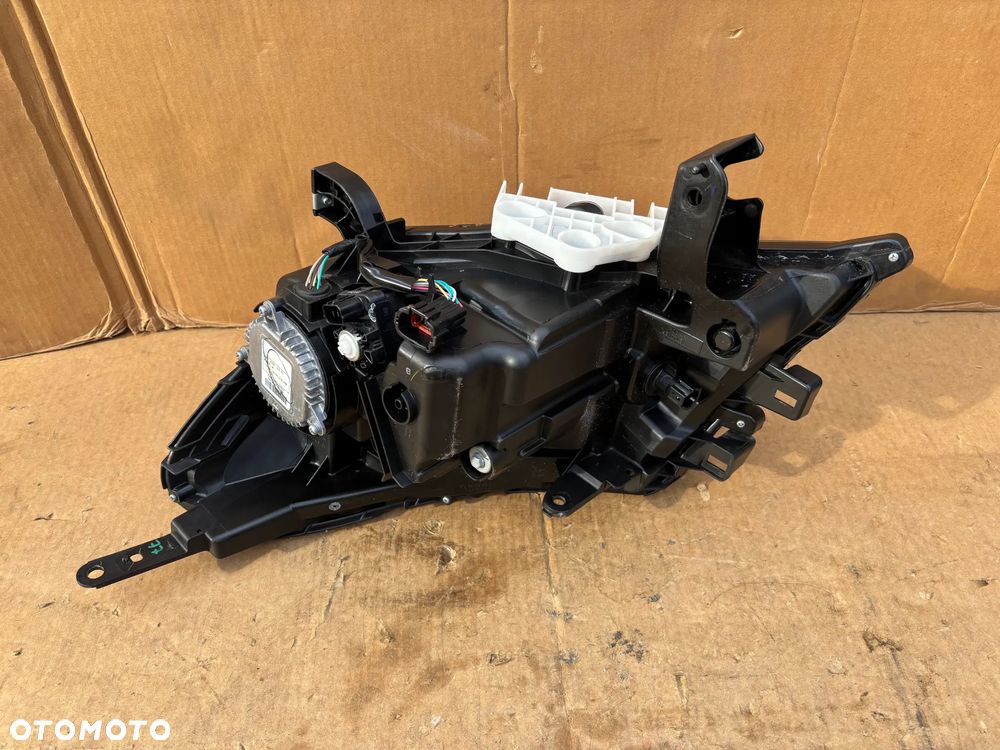 Nissan Navara D23 IV NP300 Oryginalna Lampa Europejska Full Led Prawa Przednia 26010-5JT1A 26010 Cała Ładna 2568704300 - 10