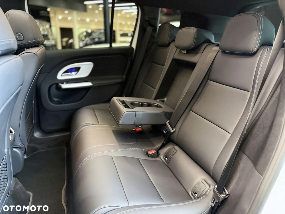 Mercedes-Benz GLB 350 4-Matic EQ 85kWh - 28
