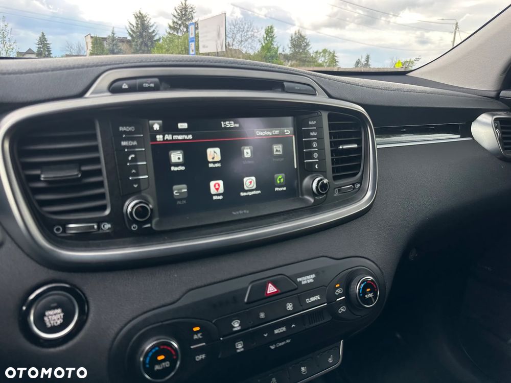Kia Sorento - 8