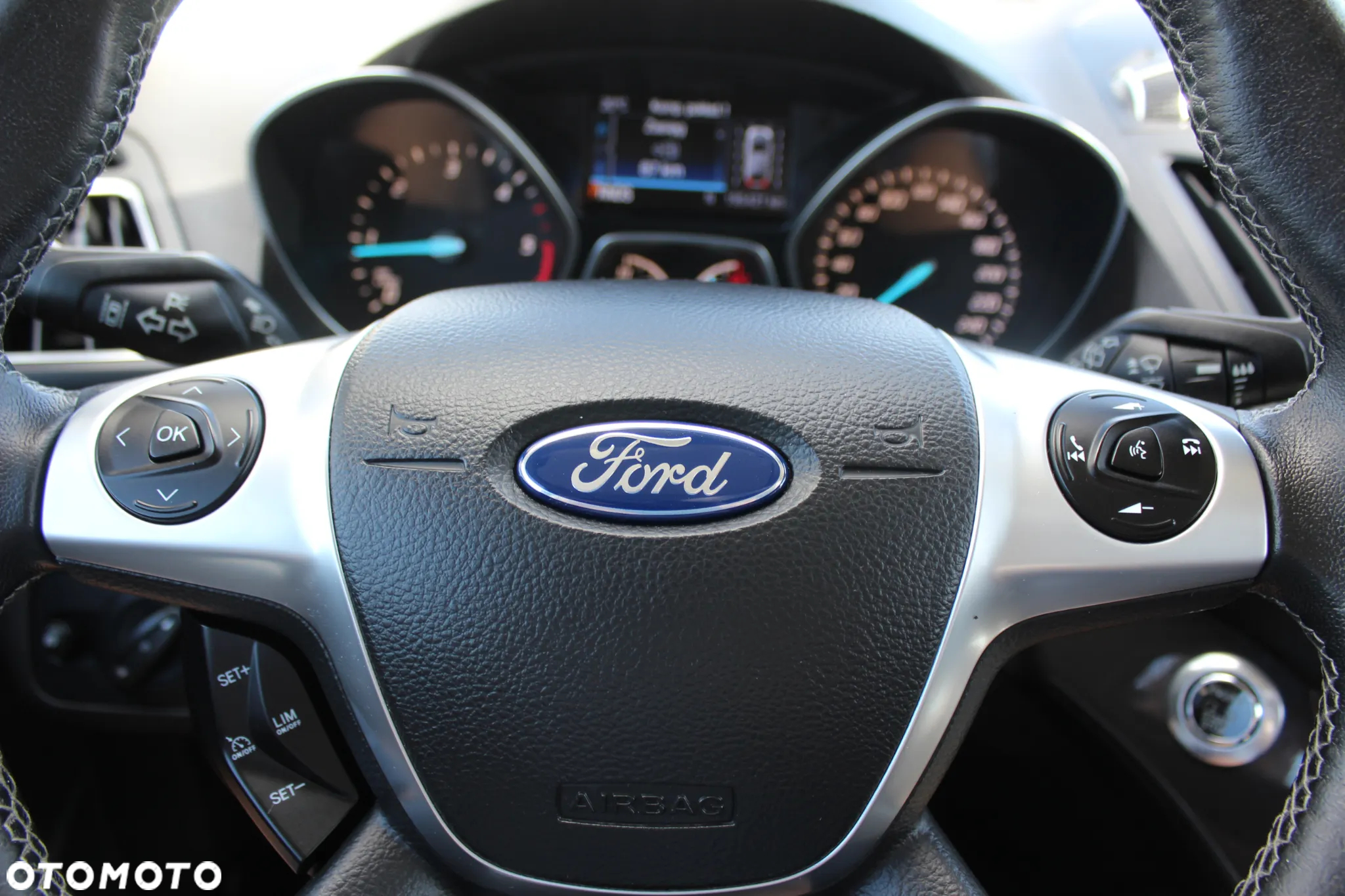 Ford Kuga 2.0 TDCi 4x4 Titanium - 16