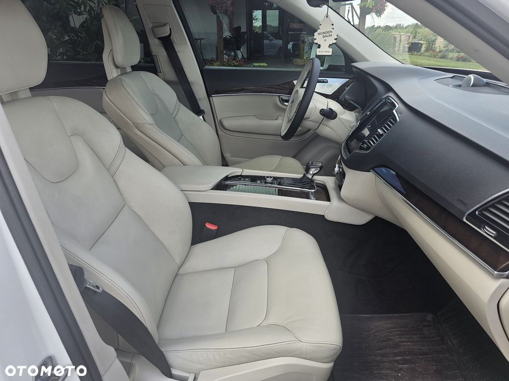 Volvo XC 90 T6 AWD Momentum 7os - 20