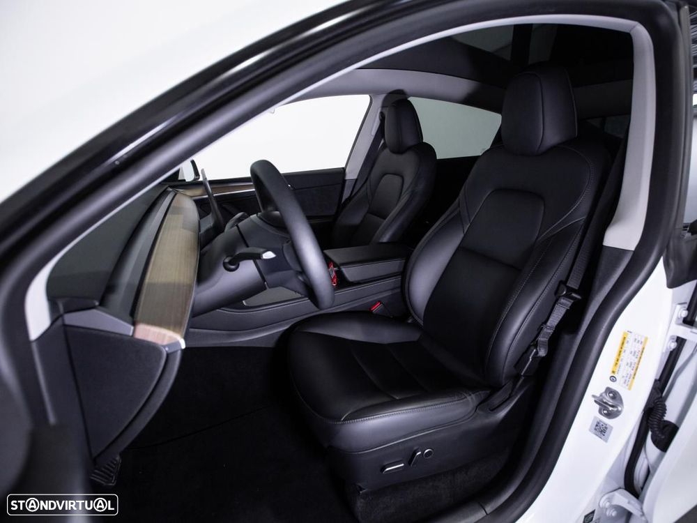 Tesla Model Y RWD - 9
