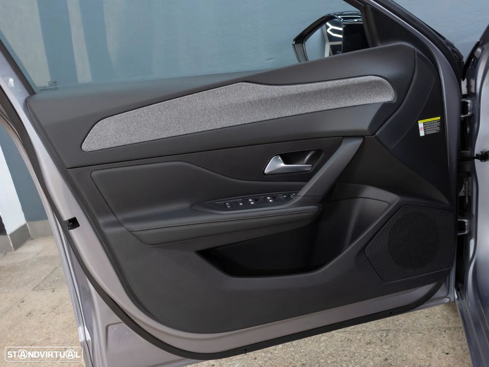 Peugeot 308 SW 1.2 PureTech Allure - 14