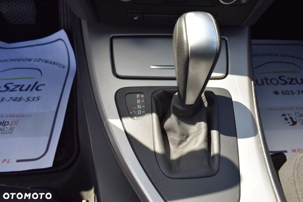 BMW Seria 3 - 32