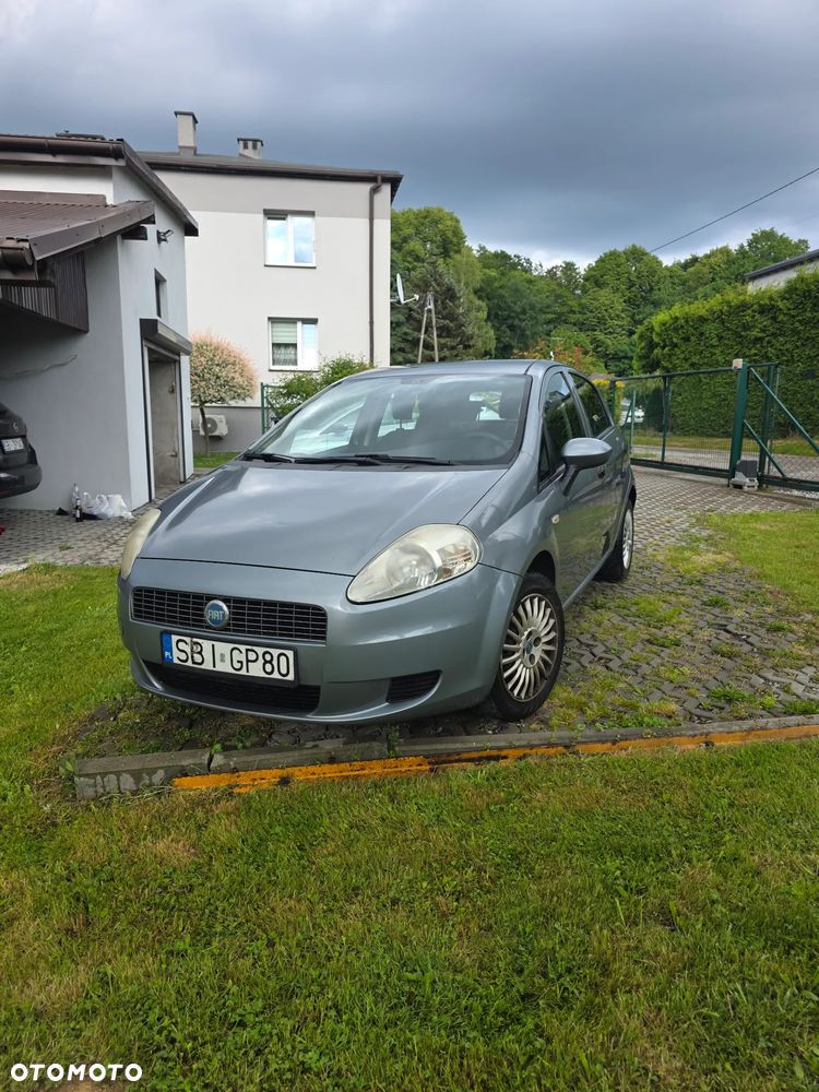 Fiat Grande Punto - 2