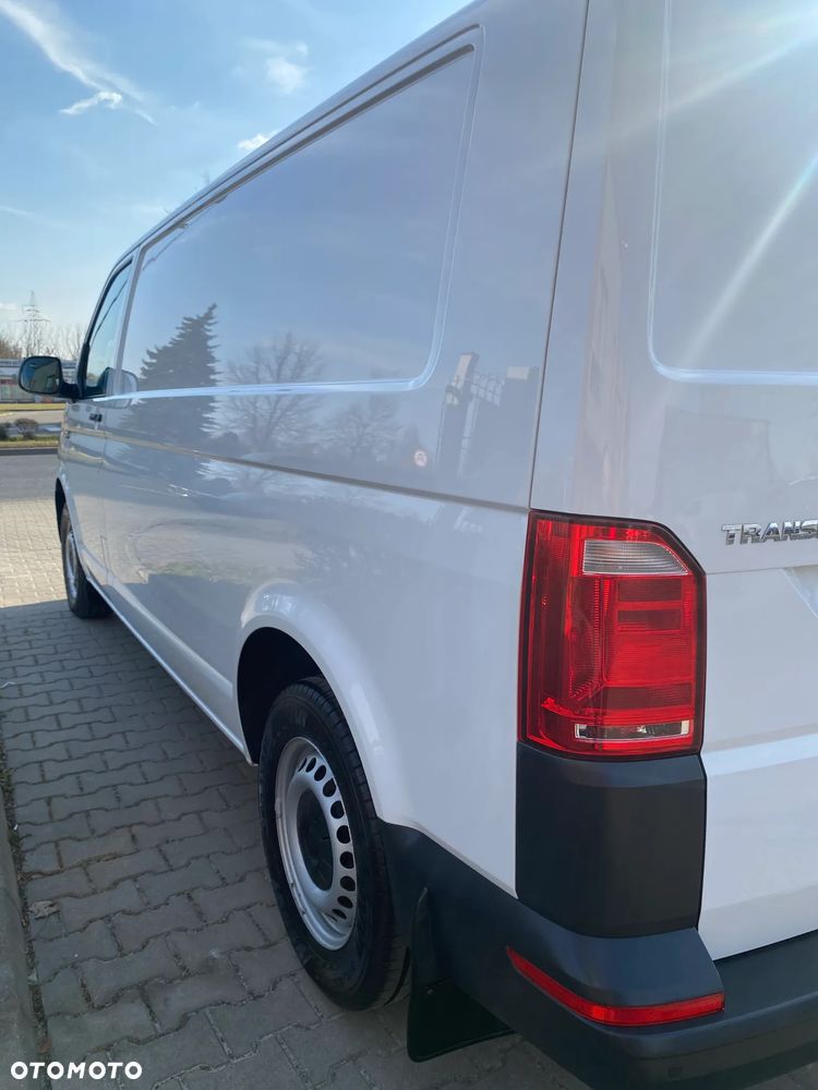 Volkswagen TRANSPORTER 2,0 TDI 140KM DSG L2 DŁUGI NISKI PRZEBIEG - 23