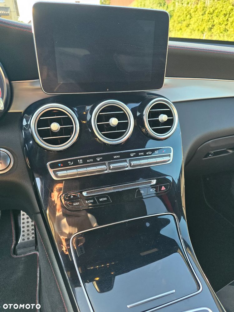 Mercedes-Benz GLC - 18