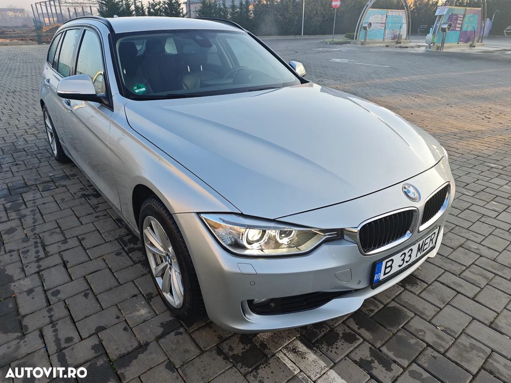 BMW Seria 3 320i Touring Aut. Modern Line - 1