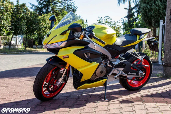 Aprilia RS