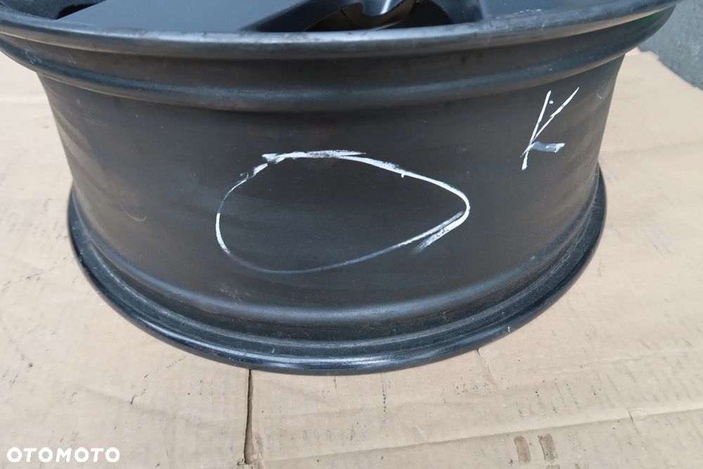 C15 FELGA ALUMINIOWA VW 3G8601025D 8X20ET40 - 4