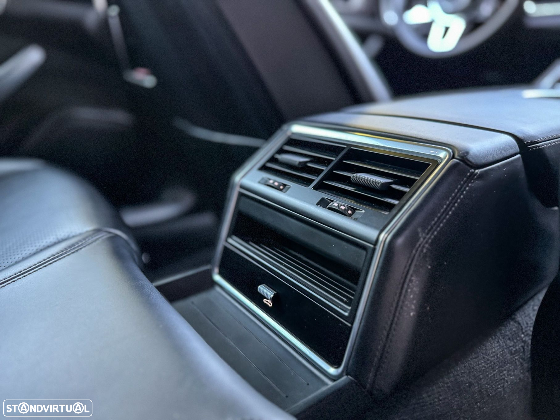 Porsche Panamera Sport Turismo 4 E-Hybrid - 31