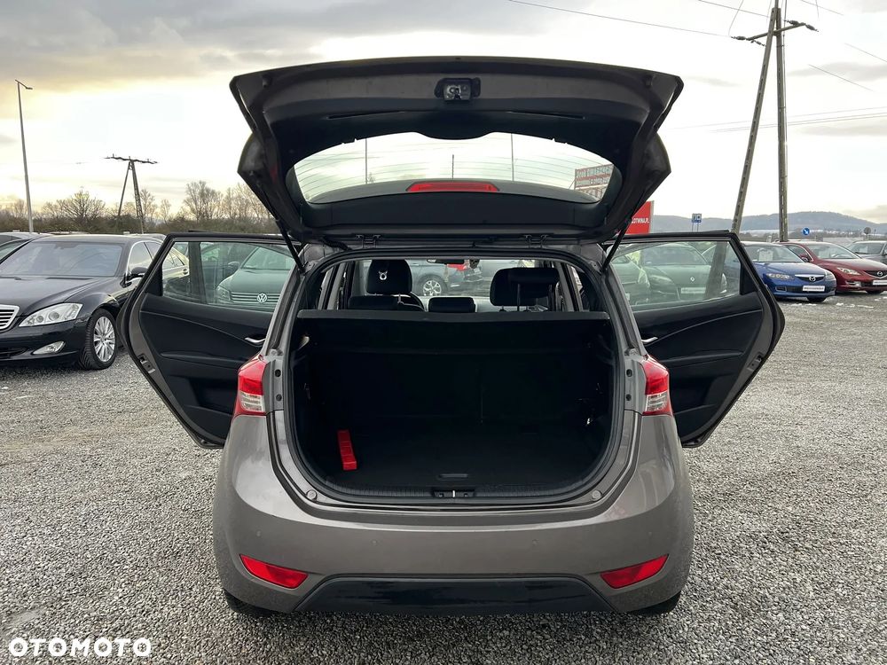 Hyundai ix20 1.4 Classic - 13