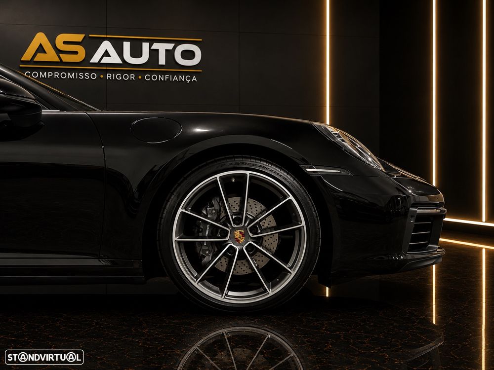 Porsche 911 Série F - 7