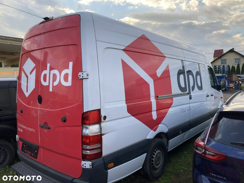 Mercedes-Benz Sprinter - 10