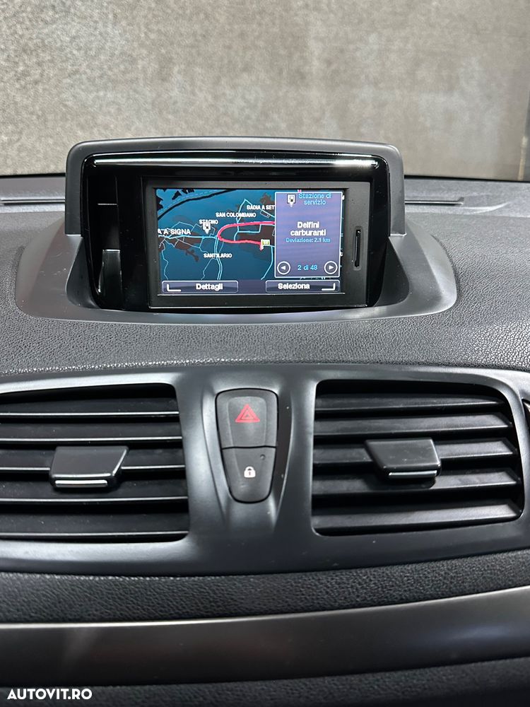 Renault Megane ENERGY dCi 110 GT LINE - 10