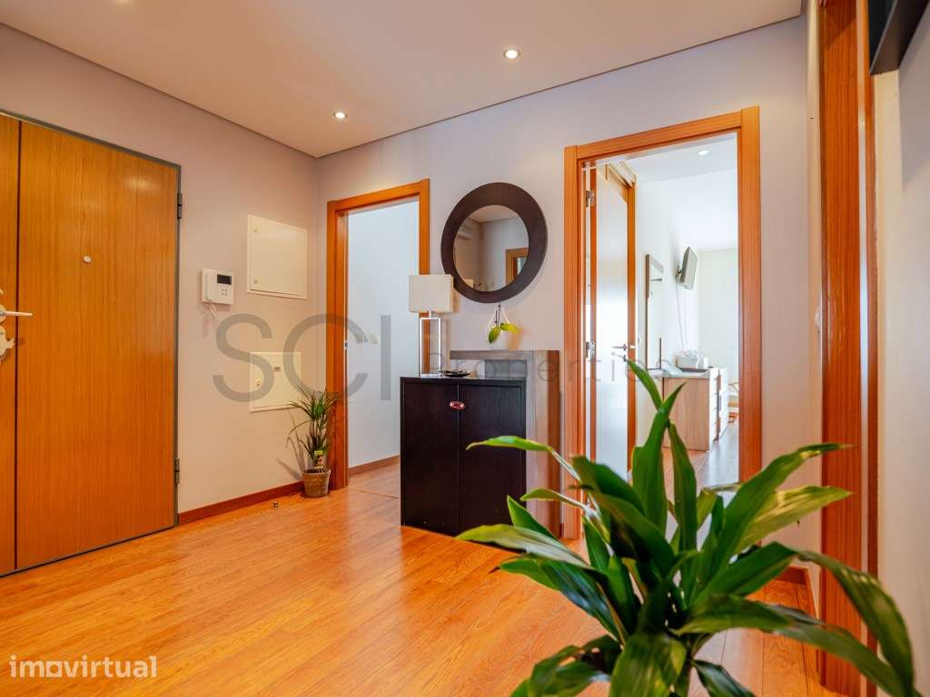 Apartamento T2 com arrecadação, excelentes áreas, Fernão Ferro - Grande imagem: 2/44