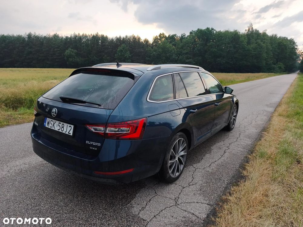 Skoda Superb 2.0 TDI L&K DSG - 5