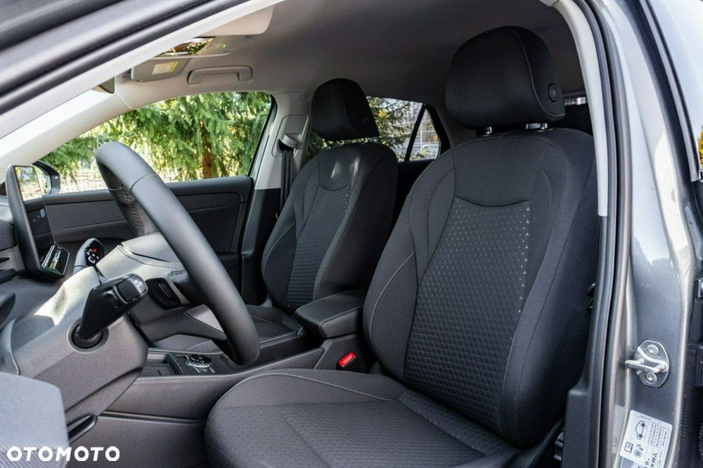 Volkswagen T-Roc - 18