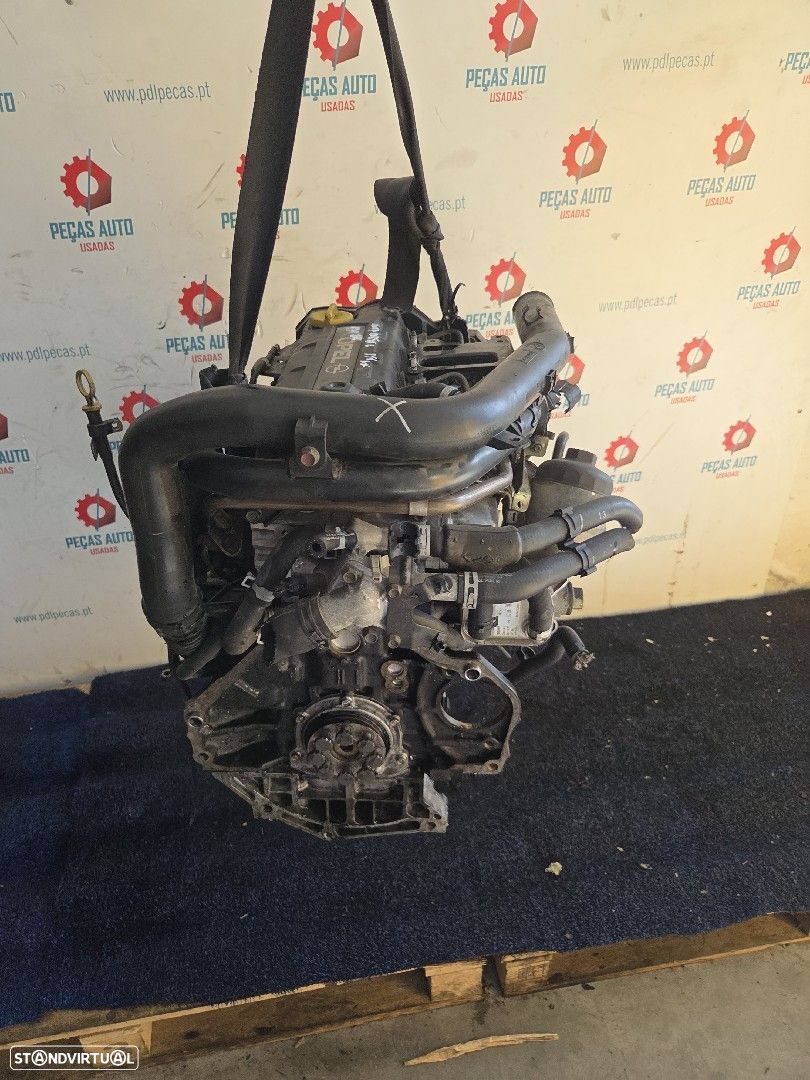 Motor Combustão Opel Corsa C (X01) - 1