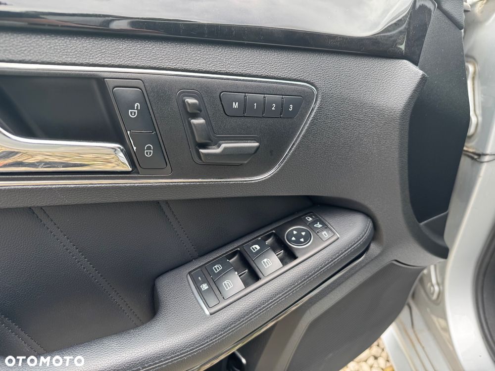 Mercedes-Benz Klasa E 63 AMG AMG Speedshift 7G-MCT - 15