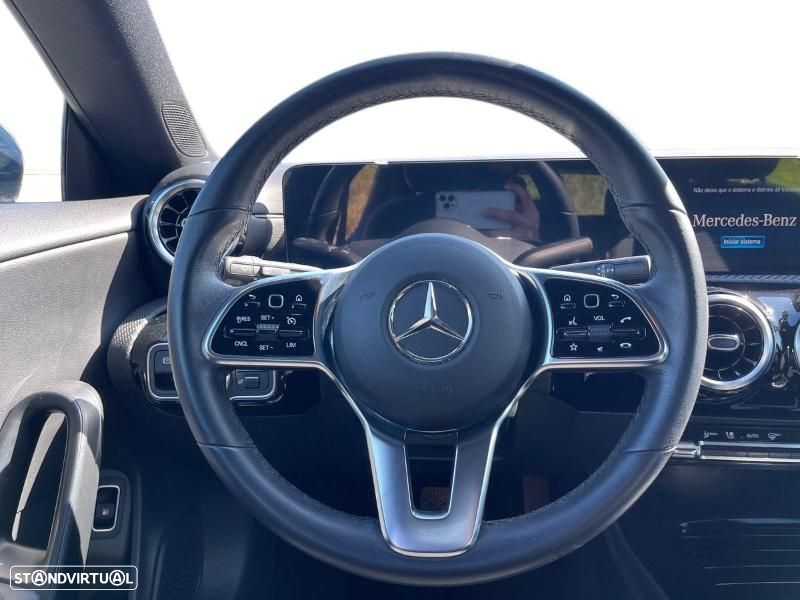 Mercedes-Benz CLA 250 e Shooting Brake Style Plus - 13