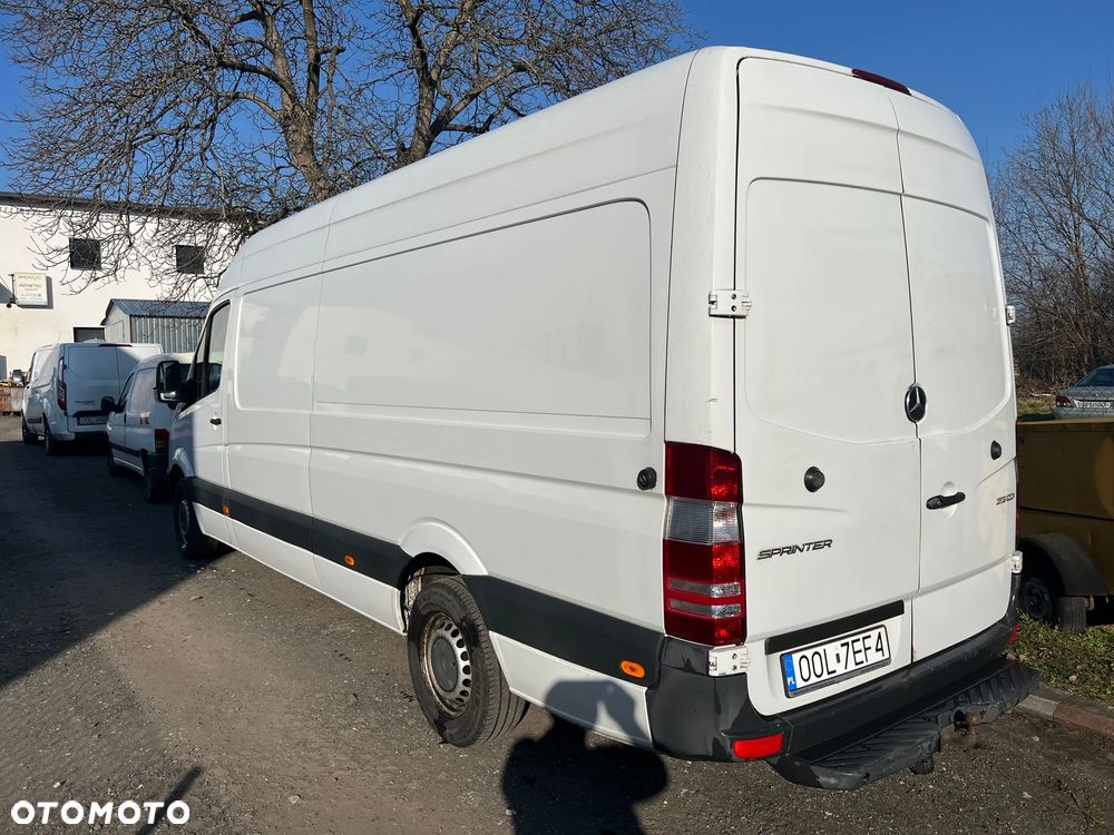 Mercedes-Benz Sprinter - 3