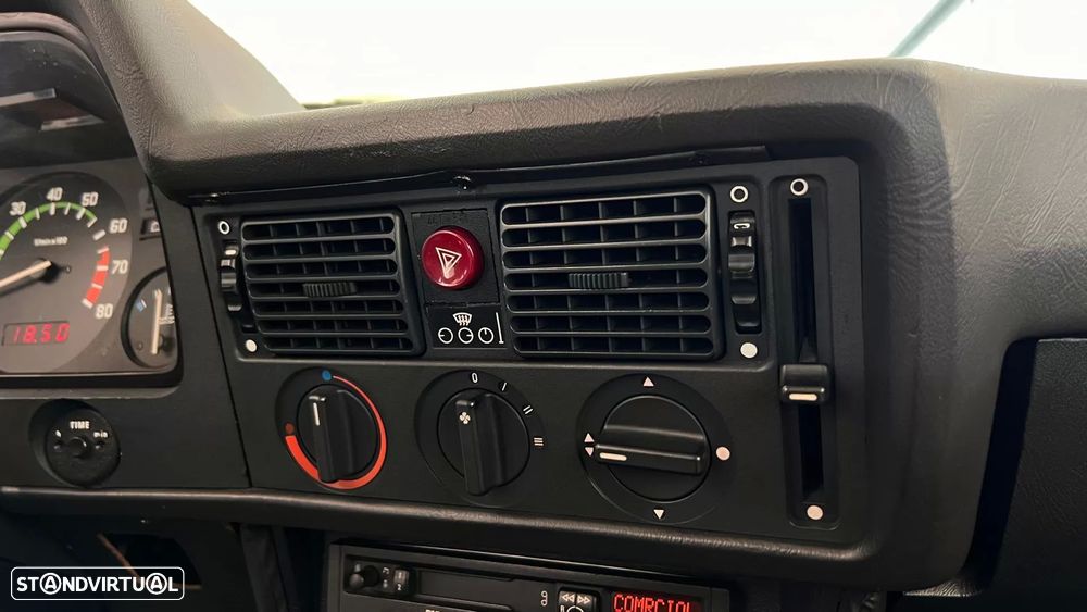 BMW 323 - 26