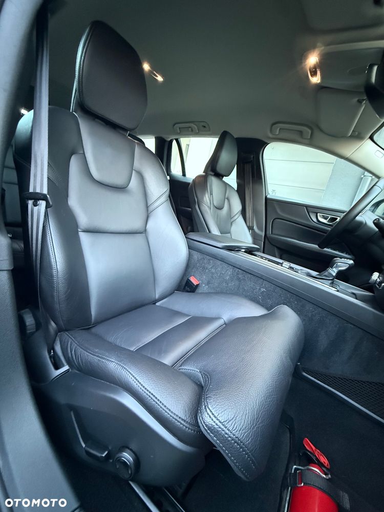 Volvo V60 D3 Geartronic Momentum Pro - 21