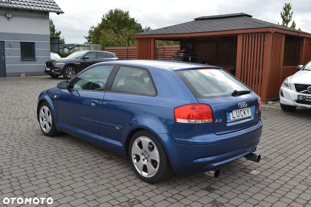 Audi A3 1.6 FSI Ambition - 8