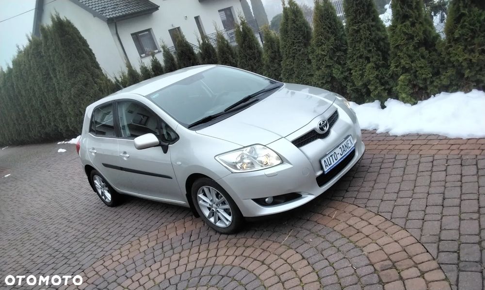 Toyota Auris 1.4 VVT-i Sol - 4