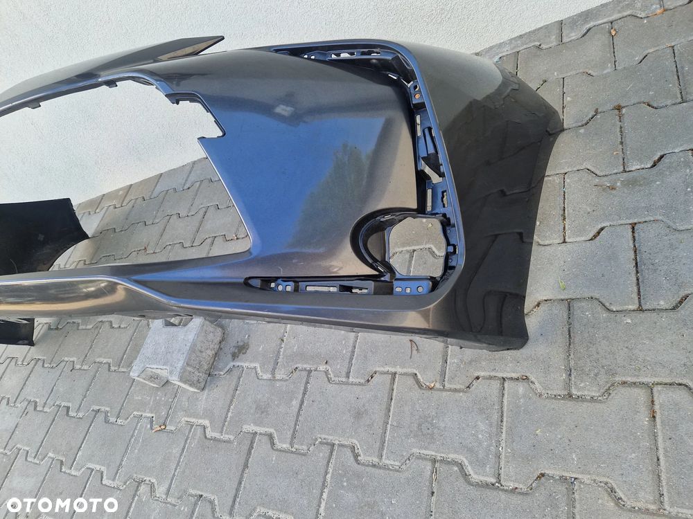 Zderzak Toyota Corolla XII E210 E21 sedan  bez dziur - 8