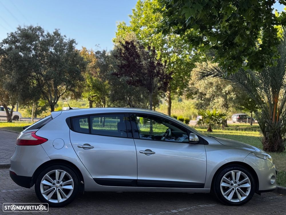 Renault Mégane 1.5 dCi Dynamique - 9