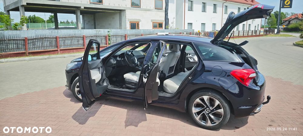 Citroën DS5 2.0 BlueHDi BeChic EAT6 - 8
