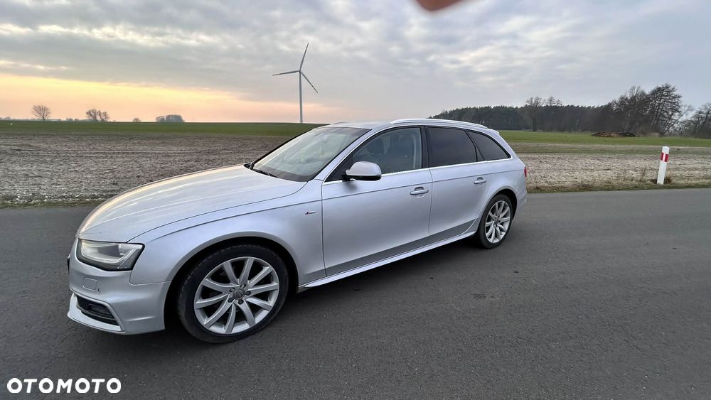 Audi A4 Avant - 4