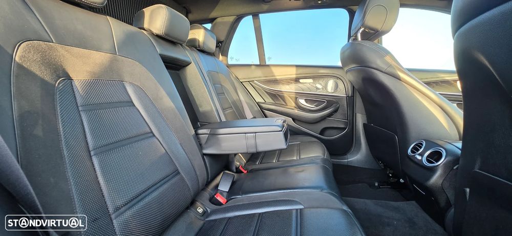 Mercedes-Benz E 53 AMG 4Matic 9G-TRONIC - 30