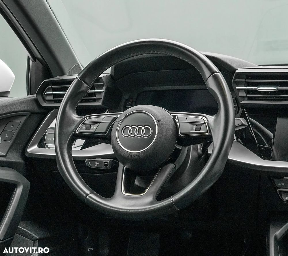 Audi A3 Limuzina 2.0 30 TDI Advanced - 18