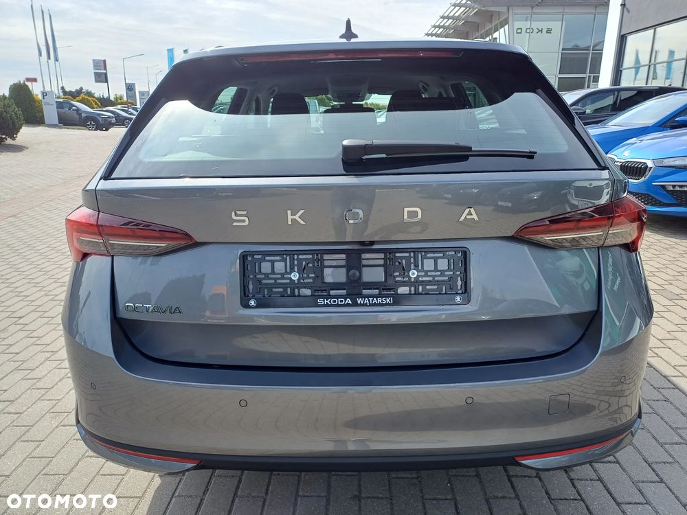 Skoda Octavia 2.0 TDI Drive Essence DSG - 8