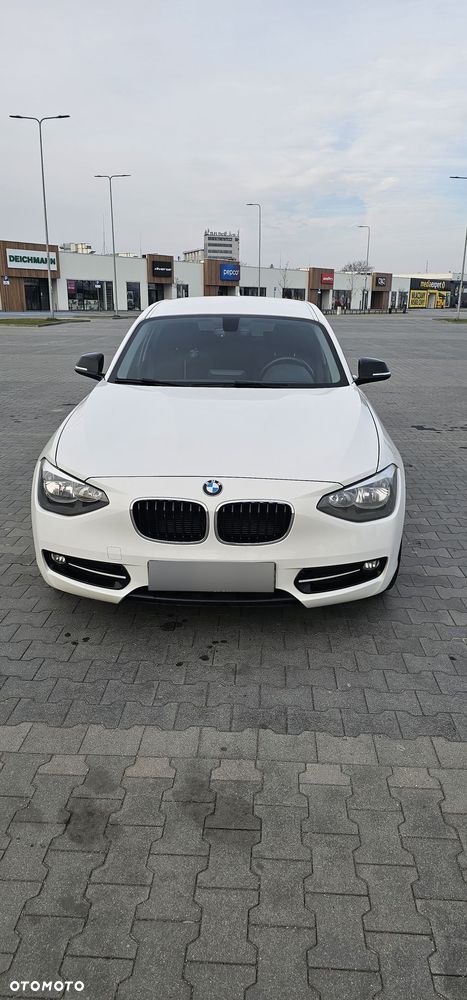 BMW Seria 1 116i Sport Line - 2