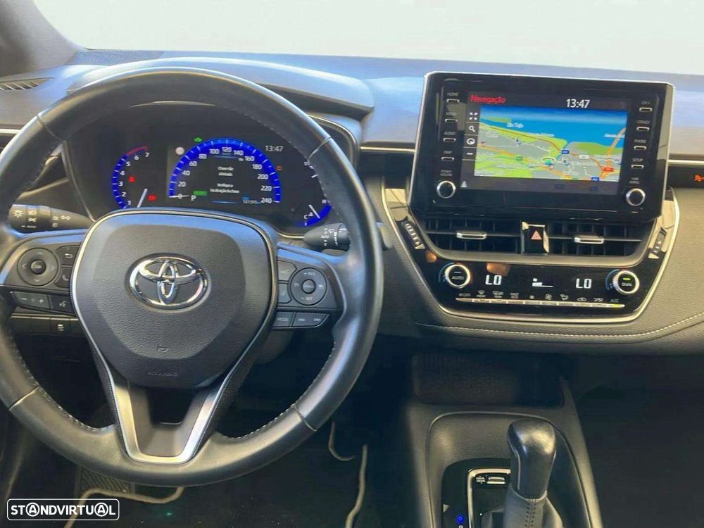 Toyota Corolla Touring Sports 1.8 Hybrid Comfort+P.Sport - 10