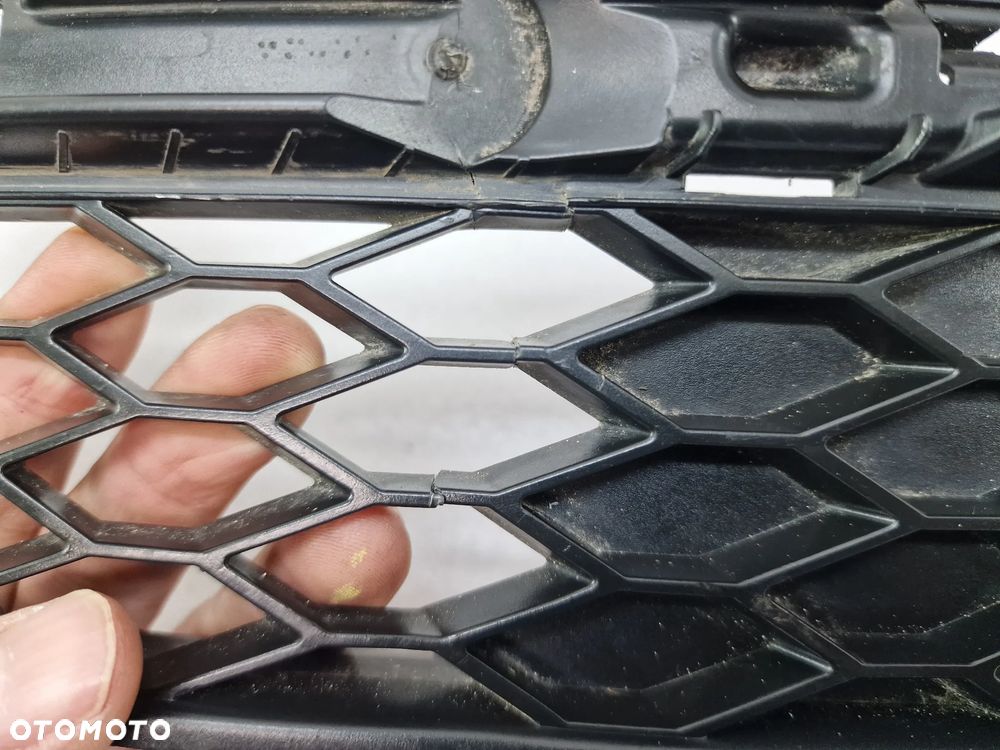 AUDI Q5 8R0 LIFT S-LINE 11- LEWA KRATKA BOCZNA ZDERZAKA PRZEDNIEGO PRZÓD , NR 8R0807681S , NR AUKCJI D/137 - 10